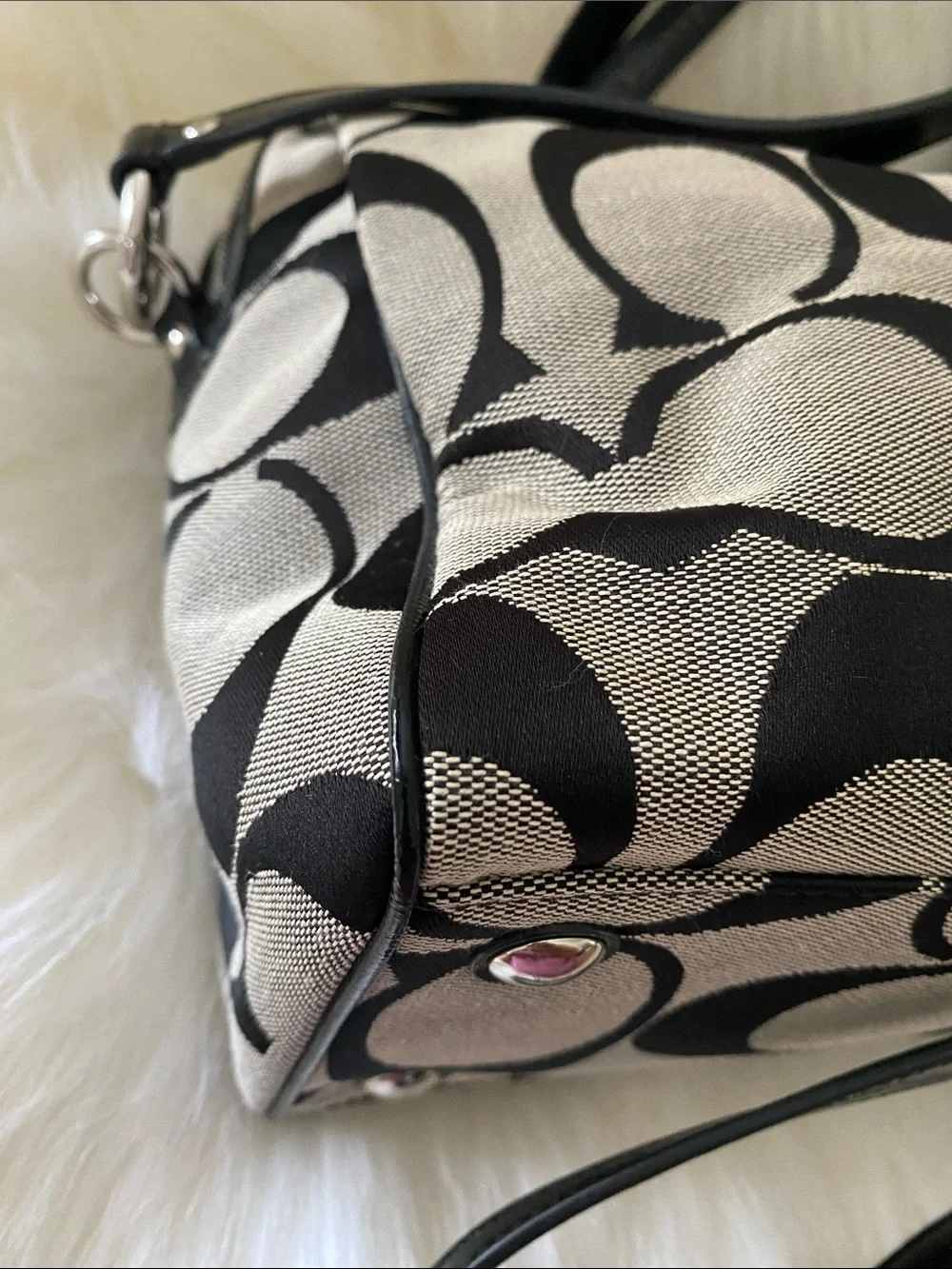 COACH Signature Jacquard Stripe Satchel in Black/ Gray with Strap F24364 EUC